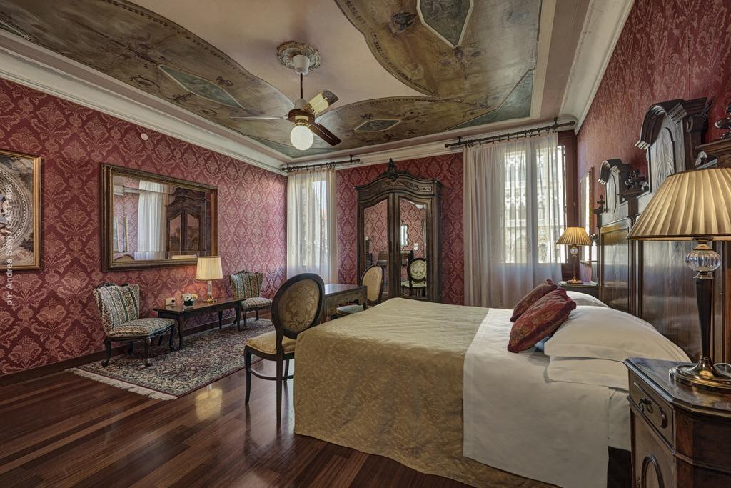Hotel Galleria Венеция Екстериор снимка